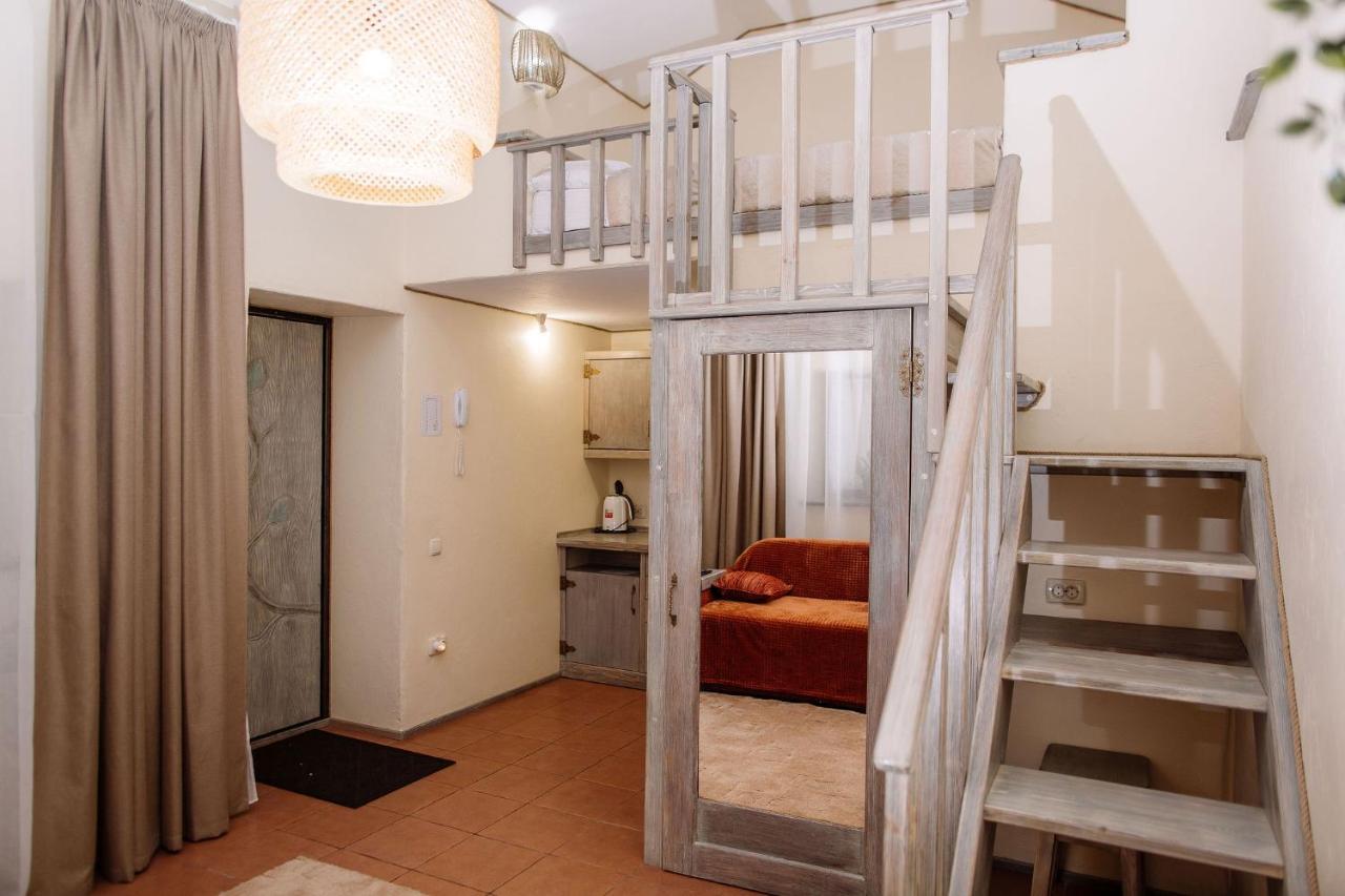 Veselyj Zajets Hotel Pirnove